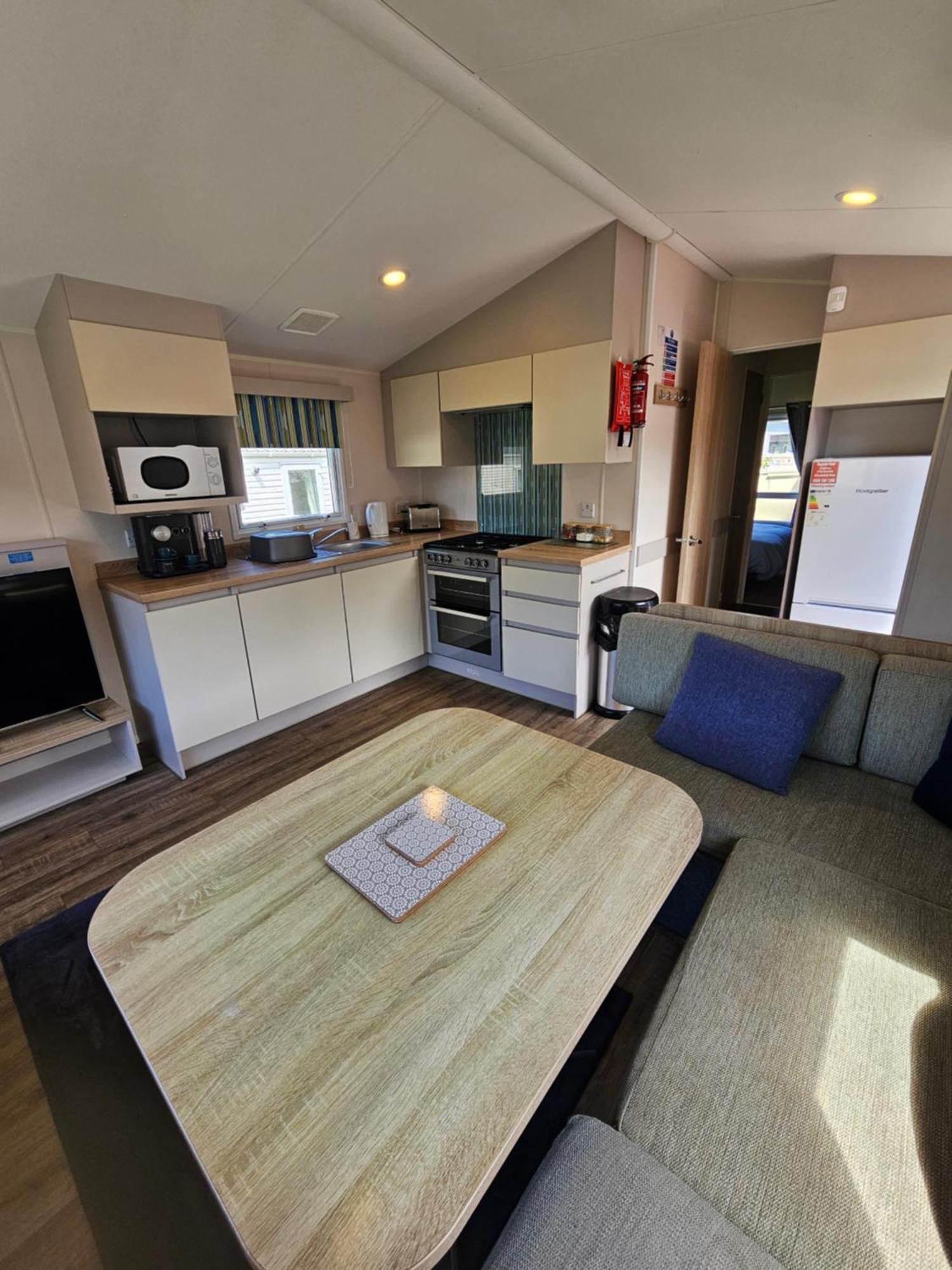 Cosy Caravan Haven Marton Mere Campsite