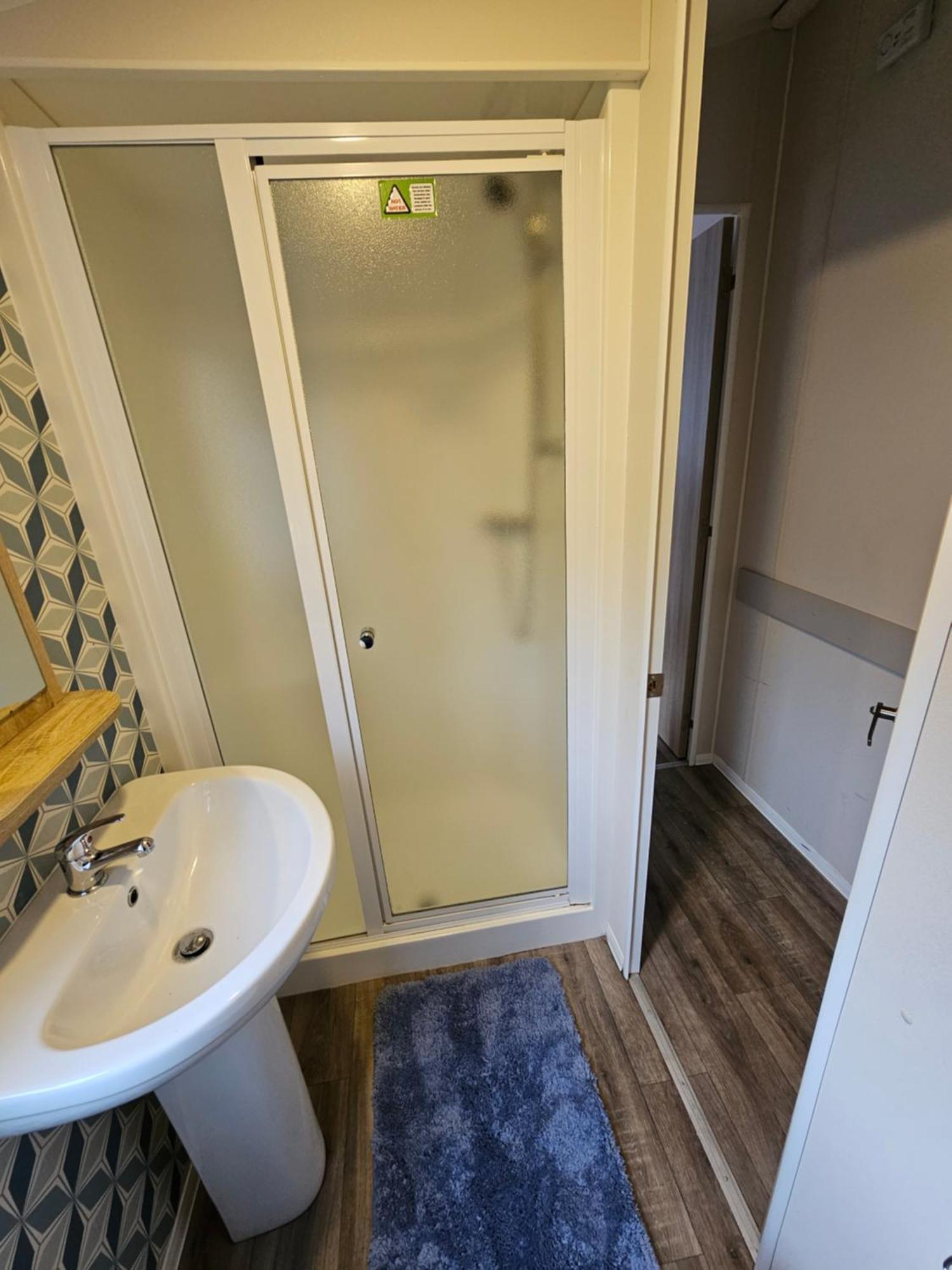 Cosy Caravan Haven Marton Mere Campsite *
